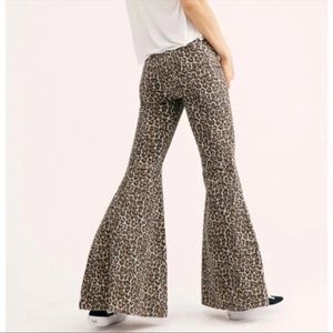 Very rare Free People Just Float On Flare